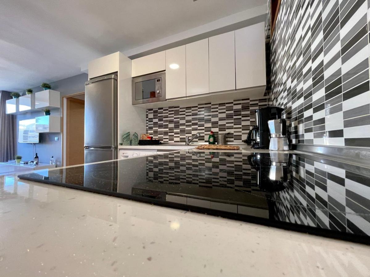 Ohmyhost360 - Sunny Holidays Apartament